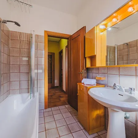 Menesini By Interhome