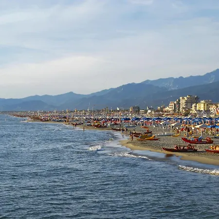 Menesini By Interhome