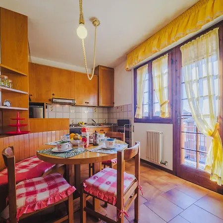 Menesini By Interhome