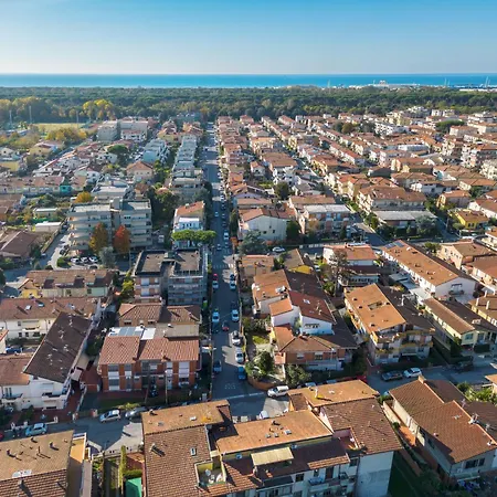 Appartement Menesini By Interhome Viareggio