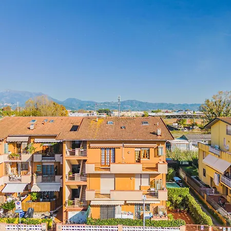 Appartement Menesini By Interhome Viareggio