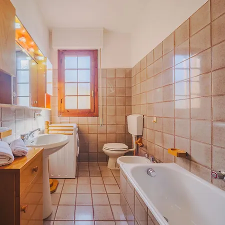 Menesini By Interhome *