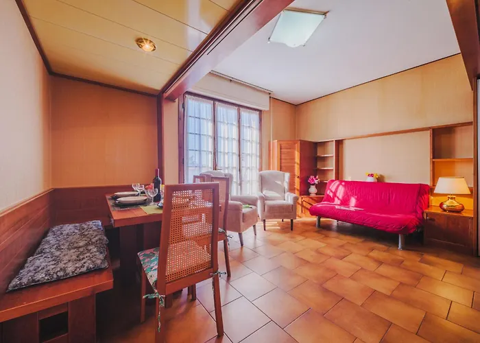 Menesini By Interhome *