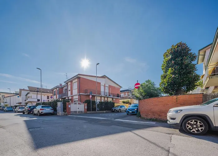 Menesini By Interhome Appartement Viareggio