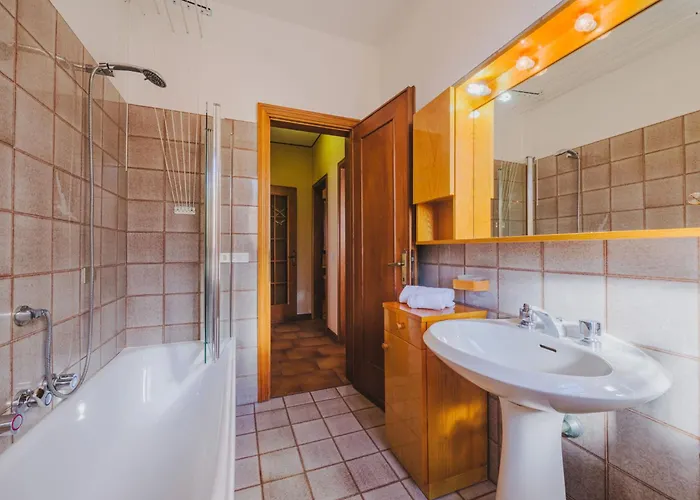 Menesini By Interhome